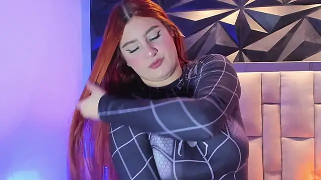 megan_whitee__ webcam