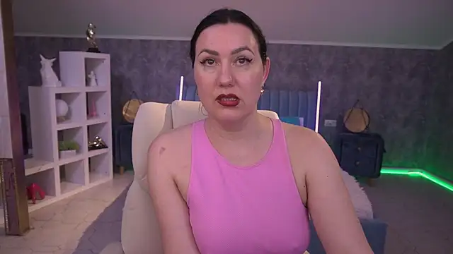 VelvetLuck webcam
