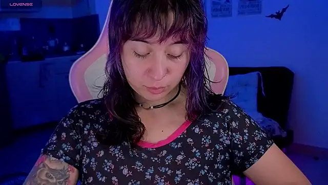Celeste_Bauman webcam