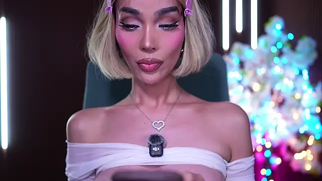 xxforyoureyesonlyxx webcam