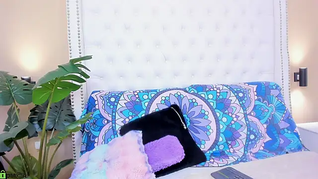 celeste_wayne webcam