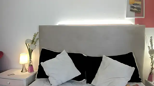Angel_Velvet webcam