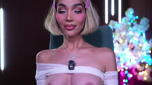 xxforyoureyesonlyxx webcam