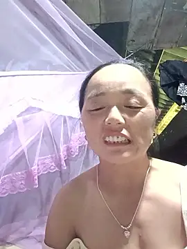 tomtit123 webcam