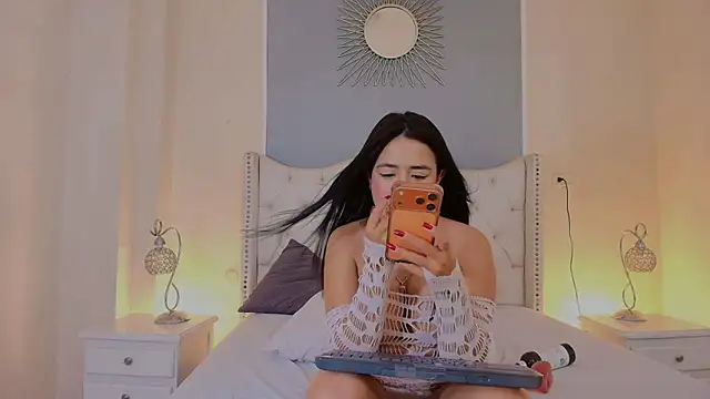 Sofia_Blosom webcam
