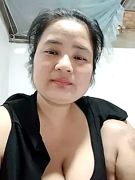 BigAss-69 webcam