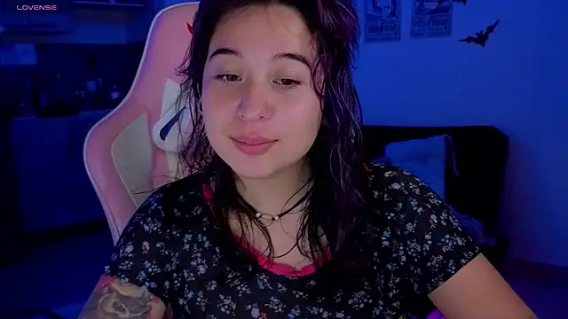 Celeste_Bauman webcam
