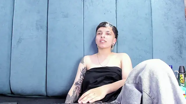 Megan_Thompson_ webcam