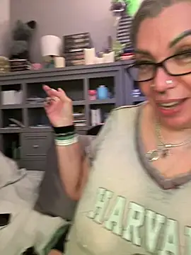 dieseldame1313 webcam