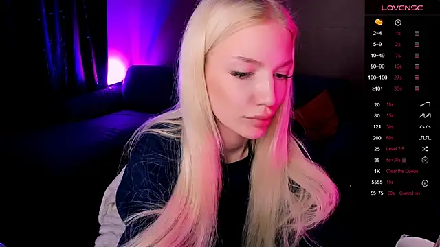AnyaTaylor_ webcam