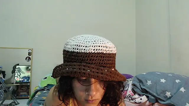 AlinaWoolf_ webcam