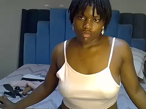 melanin_moon webcam