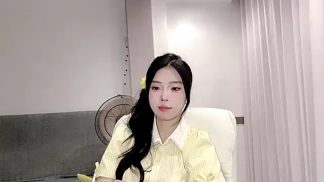 yiyibaby2026 webcam