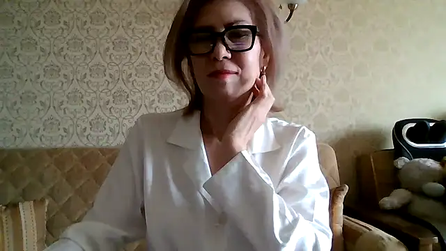 Elegant00Lady