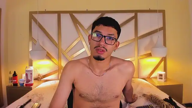 Jaxon_Carter webcam