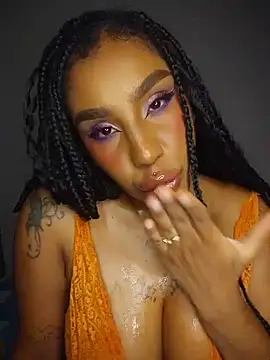 Queen_Amara webcam