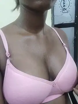 Simran_0011 webcam