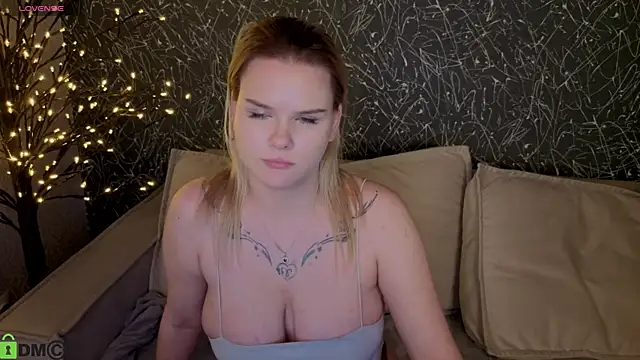 Stella_Morgan webcam