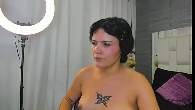 Lia__Kalifa webcam