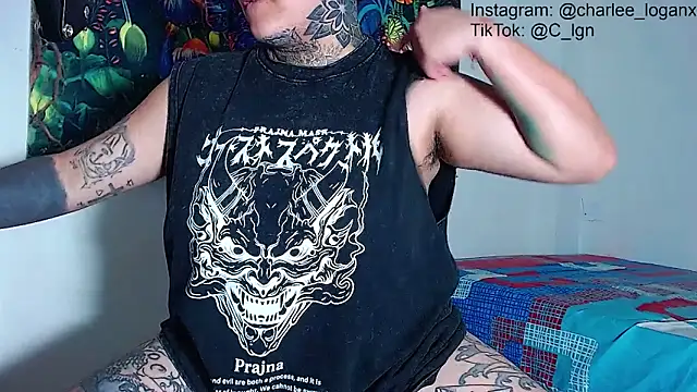 Techno_420_ webcam