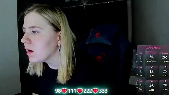 Olivia_Munk webcam