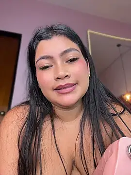  LunaaRosse chat room