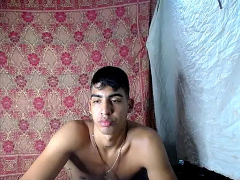 Milo_LatinBoy webcam