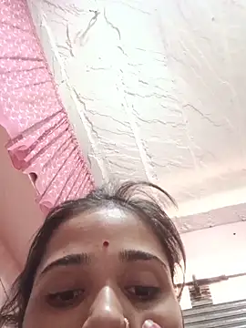 Deepjakolirr webcam