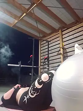 PinkTheHawk webcam