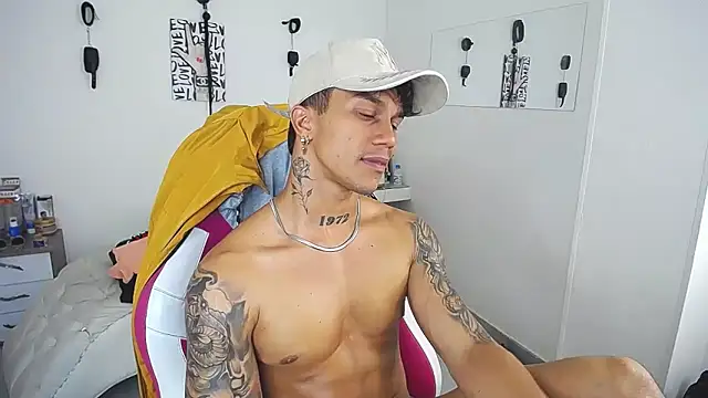 Leonard_Price webcam