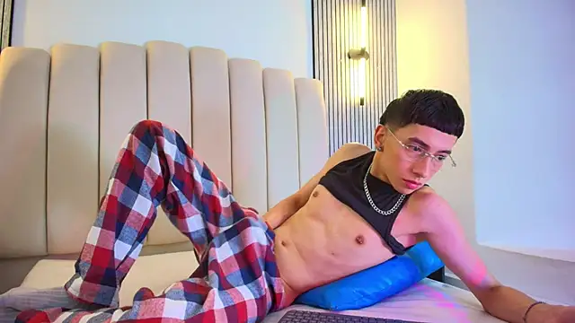 lian_cameron webcam