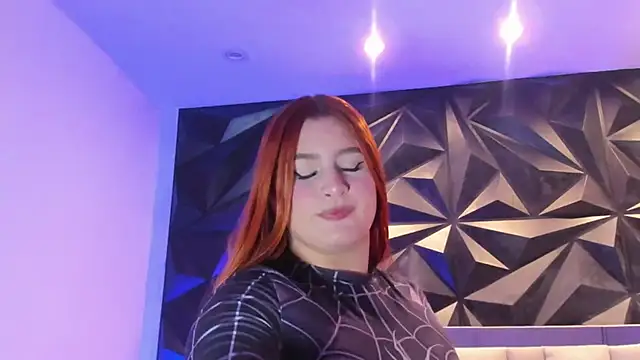 megan_whitee__ webcam