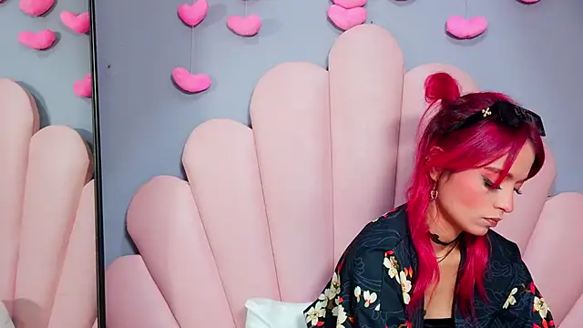 luci_miller webcam