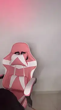 ScarletVelvetX webcam