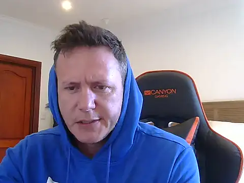 TroyDieselXXX webcam