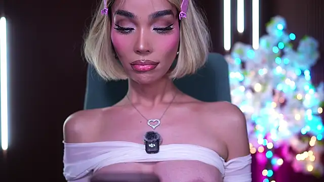 xxforyoureyesonlyxx webcam