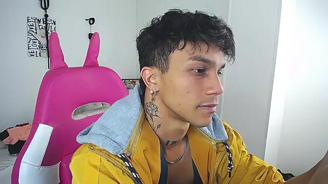 Leonard_Price webcam