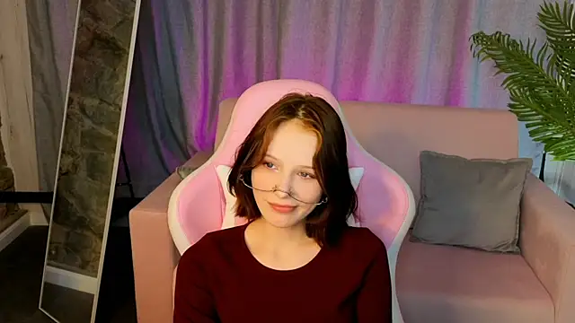 AliceJohansone webcam
