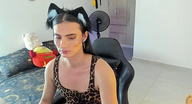 _shantallskinny_ live sex cam