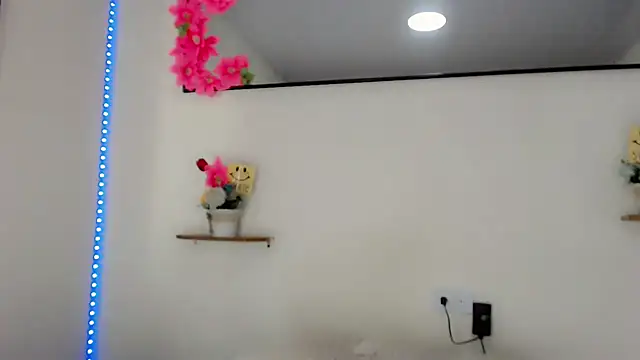 NathalialLooes webcam