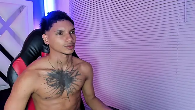 kai_storm77 webcam