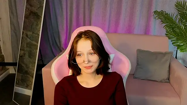 AliceJohansone webcam