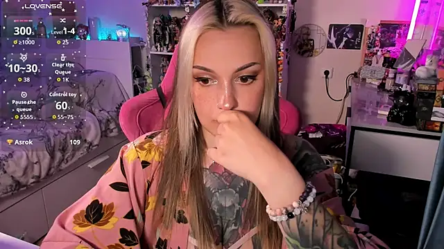 ChloeKohaku webcam