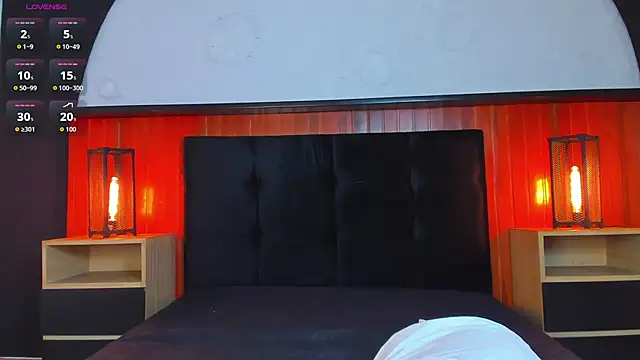 Leo_Savage_ webcam