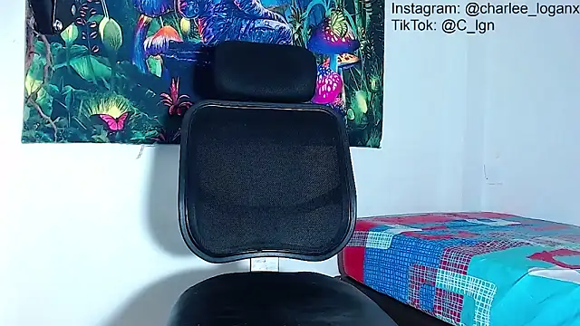 Techno_420_ webcam
