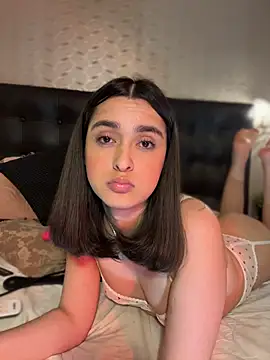 Enearishi - Trans webcam sex chat