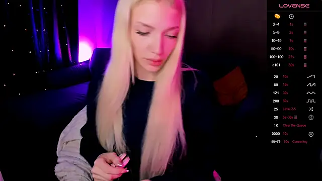AnyaTaylor_ webcam