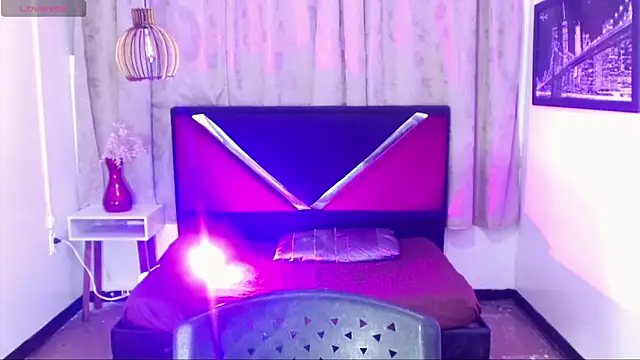 luisa__torres webcam
