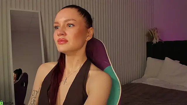 Aria_Mila webcam