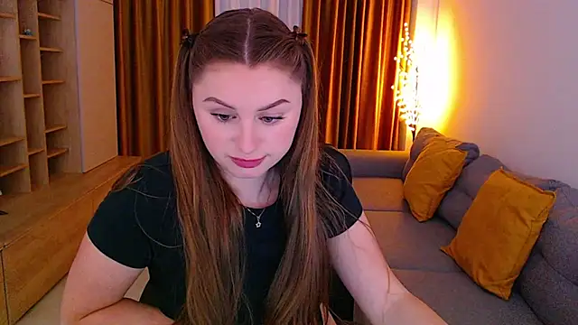 mia_bloomy webcam